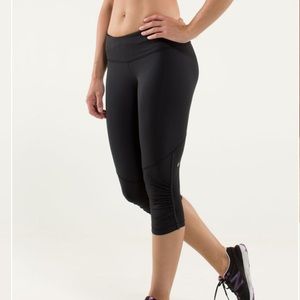 Lululemon Run for Your Life Cropped Black Leggings Size 6